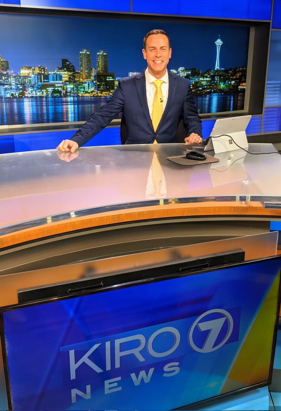 Ryan Simms Anchoring KIRO 7 News Tonight QZVX Broadcast History